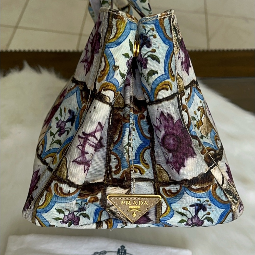 Canapa comes with dust bag - Picture 9 of 17